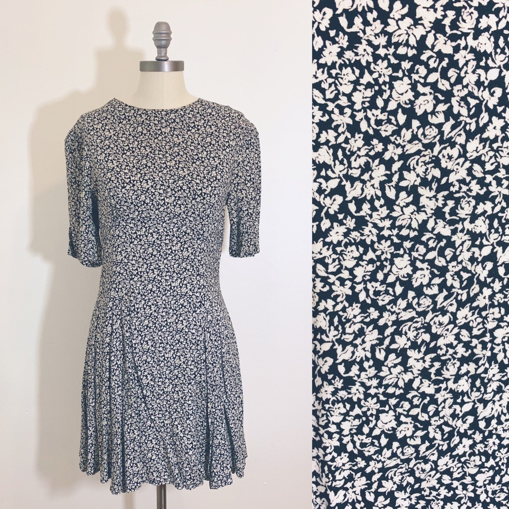 VTG 90s Black White Express Flower Grunge Dress